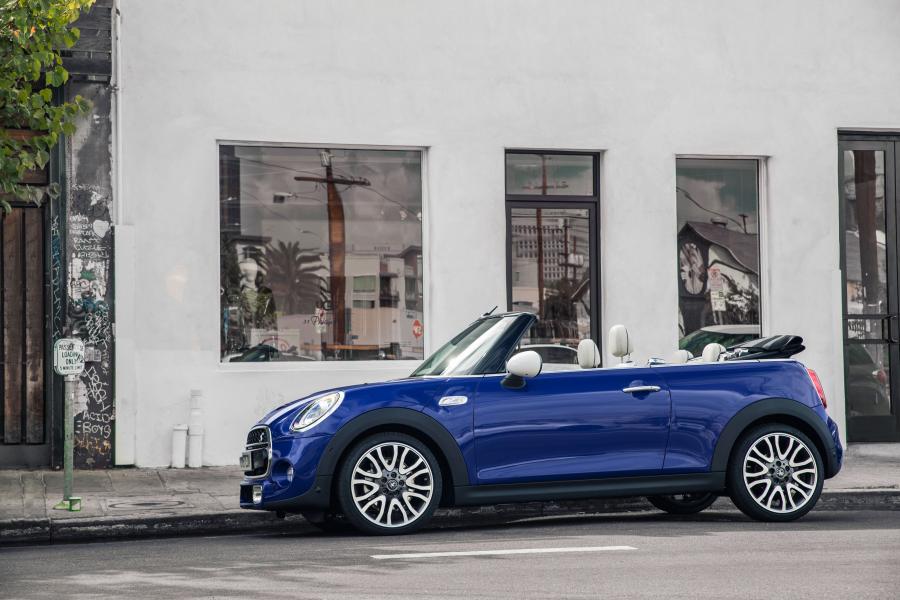  Mini Cooper S Cabrio (F57) 2018 года  (WW) (фото 181 из 222)